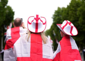 Άγγλος πουλά το σπίτι του για να πάει στο Μουντιάλ - www.ertsports.gr