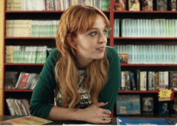 «Video Store 2001» με την Catalina Sopelana: Μια κινηματογραφική επιστροφή στην εποχή των βιντεοκλάμπ