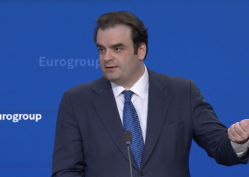 Ο Κ. Πιερρακάκης προειδοποιεί για παρατεταμένη ενεργειακή αναταραχή και αφήνει ανοιχτό το ενδεχόμενο χρήσης στρατηγικών αποθεμάτων