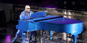 Ο βραβευμένος με Grammy Desmond Child στο ERTnews.gr: Ο Παρθενώνας είναι μια προσευχή τυλιγμένη σε μάρμαρο