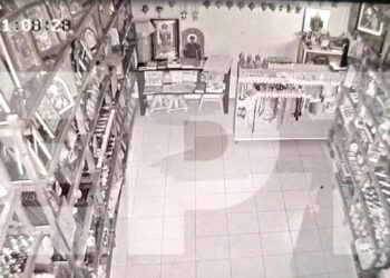 Η στιγμή που ο σεισμός των 4,9 ρίχτερ  «χτυπά» το Άγιον Όρος-Ρωγμές σε μονές και υλικές ζημιές