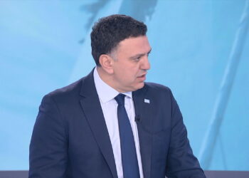 Κικίλιας στο ΕΡΤnews: Χτυπήθηκε ελληνόκτητο πλοίο στη Μαύρη Θάλασσα – Καλά στην υγεία τους οι ναυτικοί