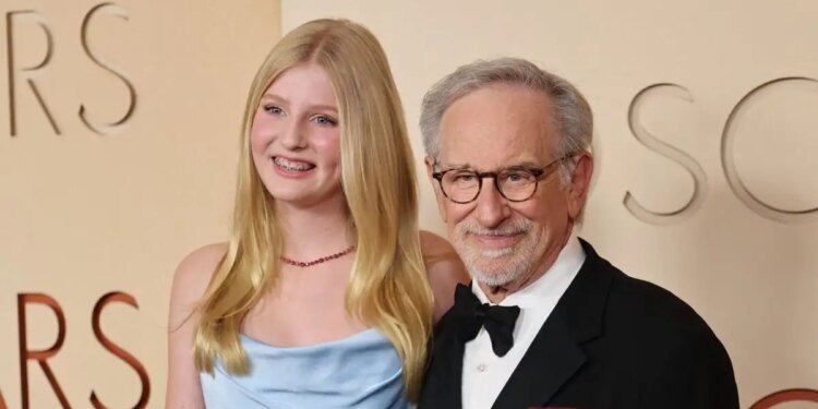 Ο Στίβεν Σπίλμπεργκ πήγε στα Όσκαρ με τη 13χρονη εγγονή του