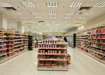 Τα 61 προϊόντα στα οποία μπαίνει πλαφόν: Από ρύζι και ψωμί του τοστ μέχρι πάνες και ζωοτροφές