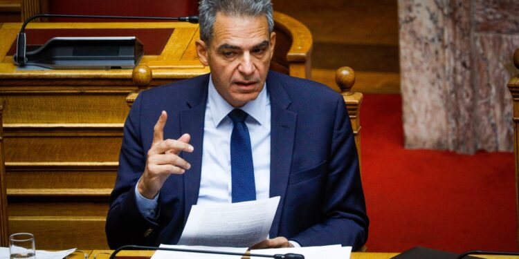 Α. Συρίγος στο ΕΡΤnews: O Tραμπ αισθάνεται στριμωγμένος στα Στενά του Ορμούζ – Ακόμα και οι ΗΠΑ χωρίς συμμάχους έχουν πρόβλημα - ertnews.gr