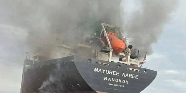 Στενά του Ορμούζ: Τα πλοία που έχουν δεχθεί επίθεση από τα αντίποινα του Ιράν στις επιθέσεις ΗΠΑ - Ισραήλ