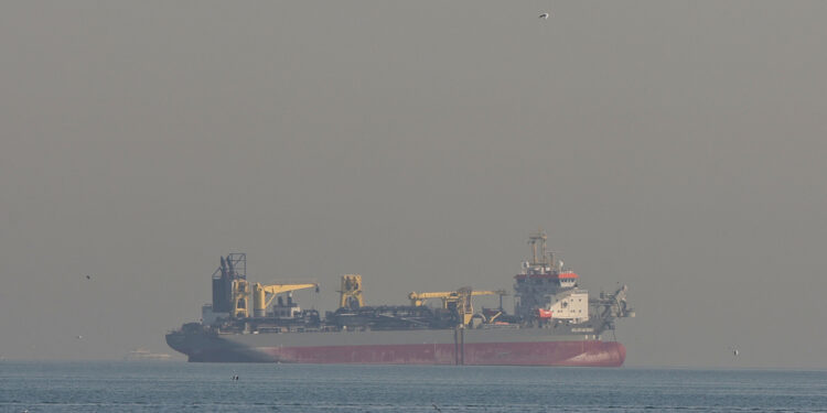 Σε τροχιά ιστορικού υψηλού το πετρέλαιο λόγω του πολέμου στο Ιράν