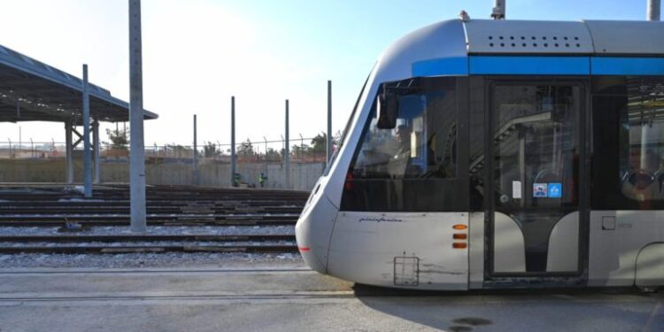 Σε λειτουργία από σήμερα οι στάσεις Τραμ «Λ. Βουλιαγμένης», «Ζάππειο» και «Σύνταγμα»