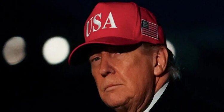 NBC: Ο Τραμπ εξετάζει το ενδεχόμενο να στείλει χερσαίες δυνάμεις στο Ιράν