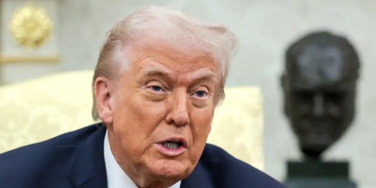 Τραμπ: «Είναι πιθανόν να μιλήσω με το Ιράν»