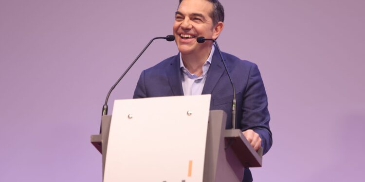 Α. Τσίπρας: Ημίμετρα από την κυβέρνηση για τις τιμές των καυσίμων και την αισχροκέρδεια