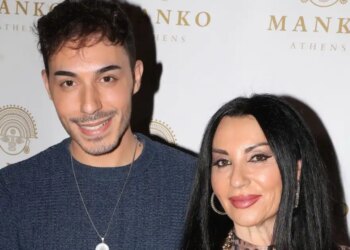 Ο πατέρας μου με λάτρευε, όταν έμαθα για τον θάνατό του κλείστηκα στο δωμάτιό μου και σπάραζα για ώρες
