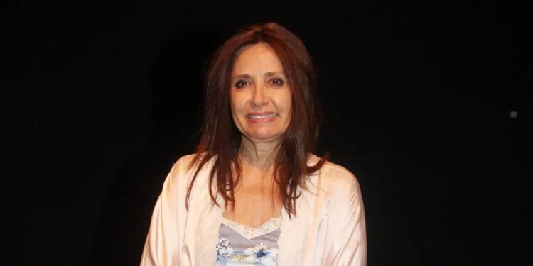 «Έδινε χρήματα σε ανθρώπους, ενώ τα χρειαζόμασταν κι εμείς»