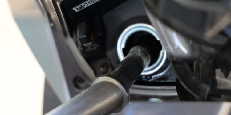 Καθημερινές οι αυξήσεις στα καύσιμα - Έρχονται μεγαλύτερες ανατιμήσεις