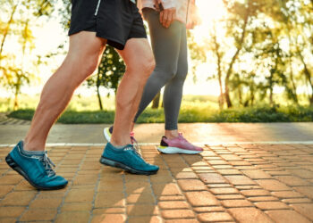 Αυτός είναι ο χρόνος που πρέπει να περπατάτε κάθε μέρα για να χάσετε βάρος στα 40 σας