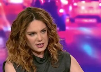 «Ερωτεύτηκα κάποιον που είχε σχέση με άλλη και μου το είπαν μετά»