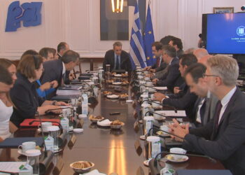 Συνεδριάζει την Πέμπτη το υπουργικό συμβούλιο – Κατώτατος μισθός και διεθνείς εξελίξεις στην ατζέντα