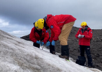 Από τους πάγους της Ανταρκτικής στο Διάστημα: Μικροοργανισμοί που ίσως αντέξουν εκεί όπου δεν αντέχει ο άνθρωπος