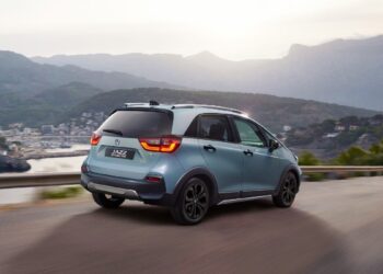 Honda Jazz Crosstar e:HEV: Yβριδικό σύνολο με τεχνολογία από τη Formula 1