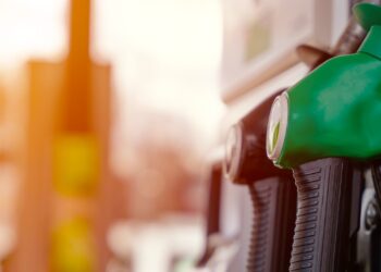 Ντίζελ σε τροχιά κρίσης: Γιατί η Ευρώπη βλέπει τιμές σοκ και τι σημαίνει για την Ελλάδα