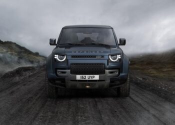 Όλα όσα γνωρίζουμε για το ηλεκτρικό Land Rover Defender Sport