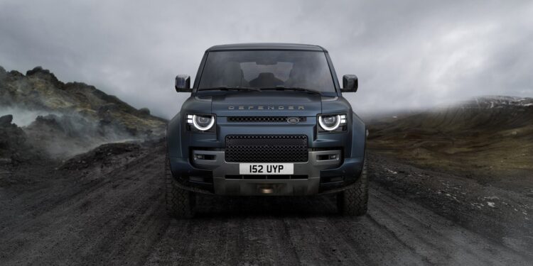 Όλα όσα γνωρίζουμε για το ηλεκτρικό Land Rover Defender Sport