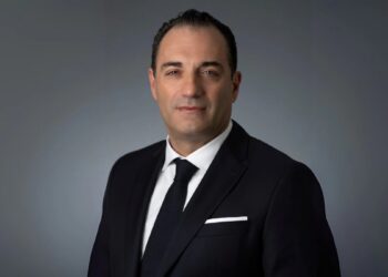 Πόσα κοστίζει στη Stellantis ο επικεφαλής της;