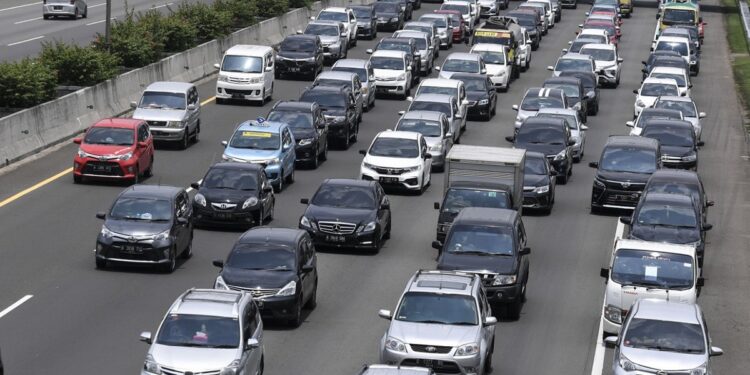 Σε εφαρμογή τα…. τέλη με το μήνα