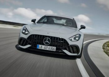 Mercedes: Η AMG GT 63 Pro δεν «κλέβει» πελάτες από την Porsche 