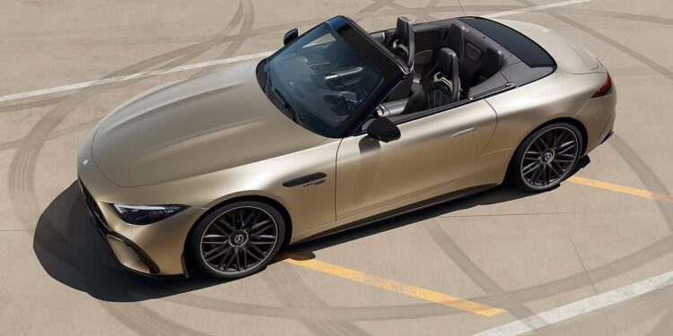 Mercedes-AMG SL: Τέλος ο δίλιτρος τετρακύλινδρος
