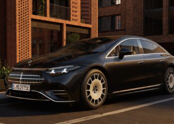 Αυτή είναι η νέα Mercedes-Benz EQS