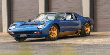 Μοναδική και… άθικτη Lamborghini Miura SV προκαλεί τους συλλέκτες