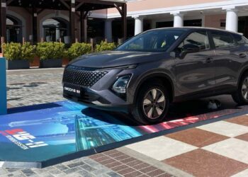 Το OMODA 5 SHS-H στο Designer Outlet Athens