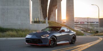 Το επόμενο Nissan Z εξαρτάται από ένα GT-R που δεν υπάρχει ακόμη