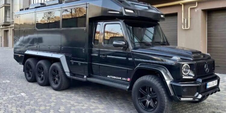 Mercedes G-Glass με 8 τροχούς! Αλήθεια η AI;