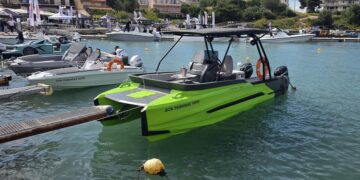 Πήγαμε στην πρώτη πλωτή έκθεση δοκιμών σκαφών στο Πόρτο Ράφτη