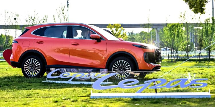 Αποστολή στην Κίνα: Το newsauto στη «γέννηση» της Lepas