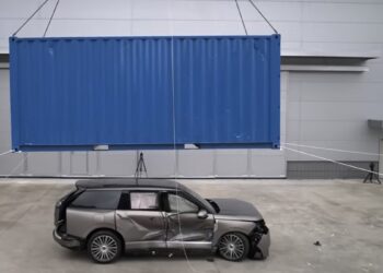 XPeng GX: Το SUV που αντέχει ακόμα και στη… ρίψη κοντέινερ (+video)