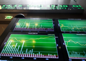 Ευρωπαϊκά χρηματιστήρια: Στα ίδια επίπεδα κινούνται οι μετοχές στο ξεκίνημα των συναλλαγών