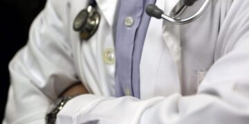 Ειδικός γιατρός: Τι αλλάζει για την παραπομπή – Πώς θα κλείνουμε ραντεβού