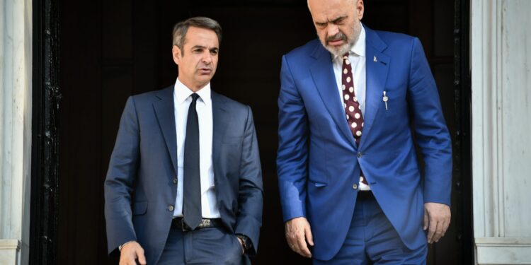 Σήμερα η συνάντηση του Κυριάκου Μητσοτάκη με τον Έντι Ράμα στο Μέγαρο Μαξίμου