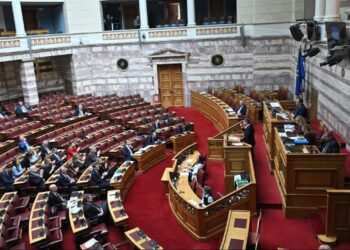 ΟΠΕΚΕΠΕ: Σήμερα οι δικογραφίες στη Βουλή – Χιλιάδες συνομιλίες στο μικροσκόπιο – Ενδείξεις για ηθική αυτουργία σε παράβαση καθήκοντος