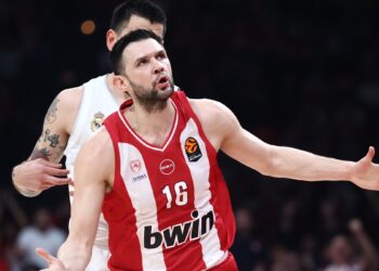 Τρίτος σε συμμετοχές στην Euroleague ο Κώστας Παπανικολάου - www.ertsports.gr