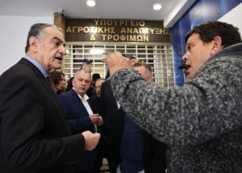 Συνάντηση του Μαργαρίτη Σχοινά με τους κτηνοτρόφους της Μυτιλήνης