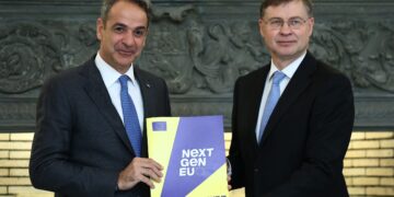 Ευρωπαίος Επίτροπος Οικονομίας σε Μητσοτάκη: Αξιοσημείωτη η ανάκαμψη της Ελλάδας