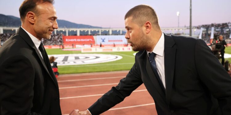 Ο Μάκης Γκαγκάτσης έστειλε συγχαρητήρια στην ΠΑΕ ΟΦΗ - www.ertsports.gr