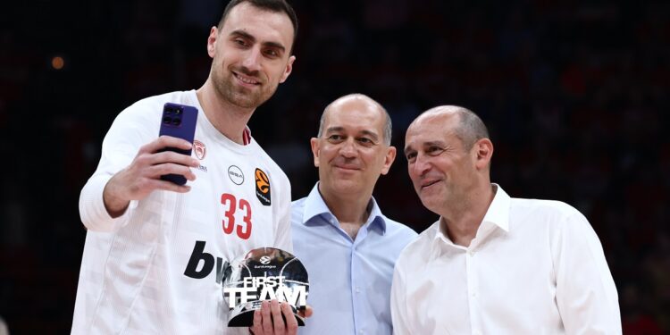 ΜVP των Game 1 στα playoffs ο Νίκολα Μιλουτίνοφ (video) - www.ertsports.gr