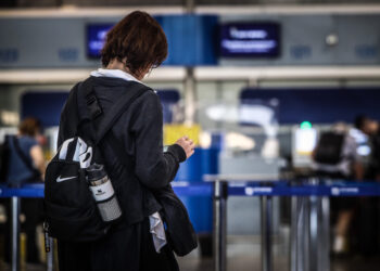 Η Ευρώπη ταξιδεύει περισσότερο, αλλά πιο προσεκτικά