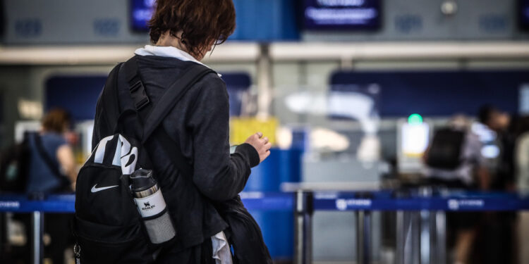 Η Ευρώπη ταξιδεύει περισσότερο, αλλά πιο προσεκτικά