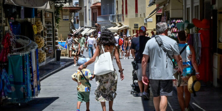 Τα δεδομένα στη χρήση του Προγράμματος Κοινωνικού Τουρισμού – Νωρίτερα οι αιτήσεις στο Πρόγραμμα της ΔΥΠΑ